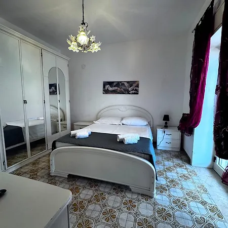 Casa Elena Cefalù
